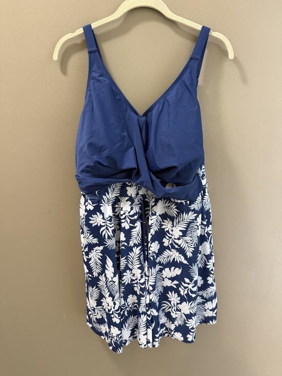 BloomChic Other - NWT Bloomchic Size 18-20 Women's Navy/Wht Leaf Print Swim Dress Beach Coastal